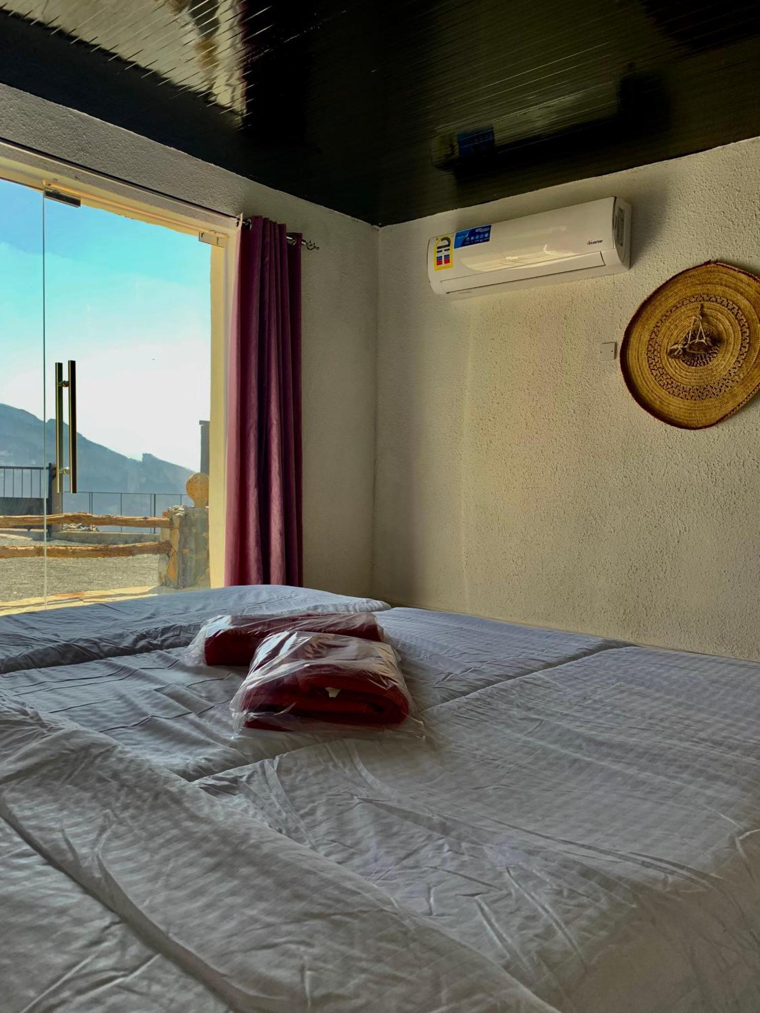 Saab Bani Khamis Balcony Walk Rest House Jabal Shams מראה חיצוני תמונה